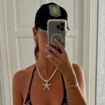 Moderátorka Sky Sports a Aston Villa Kate Tracey: zdieľa príspevok o Saint Sam
