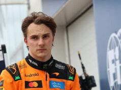 Oscar Piastri kritizuje svoj vlastný tím po katastrofe vo Veľkej cene Kanady: „Vyzerali sme ako idioti“ Oscar Piastri (na obrázku) odpálil svoj tím McLaren kvôli strategickej chybe, ktorá vážne poškodila jeho šance na VC Kanady.