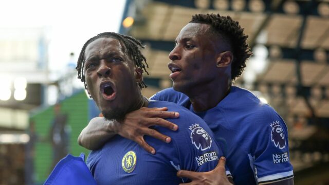 Axel Disasi a Nicolas Jackson hrajúci za Chelsea