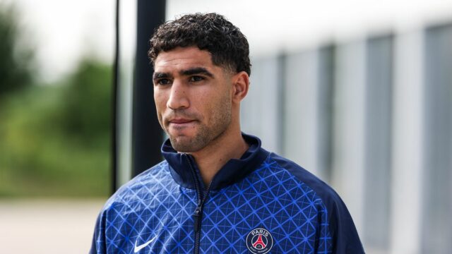 Achraf Hakimi je späť v plnom tréningu tímu Paris Saint-Germain pred finále Ligy majstrov proti Arsenalu