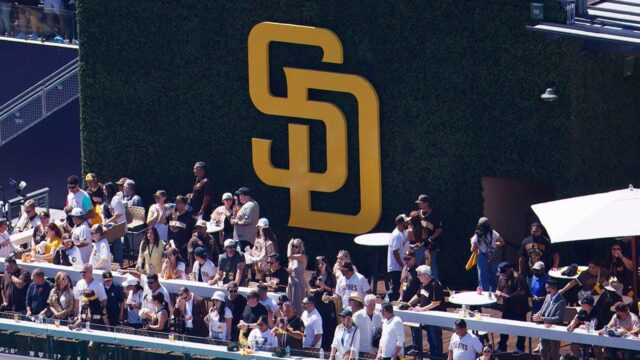 Padres predaný novým majiteľom, ktorí sľubujú titul World Series
