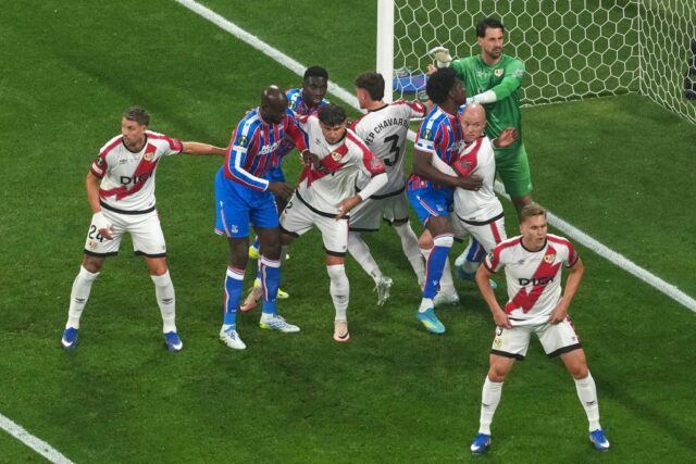 Palace vyžmýkajú zošrotovaného Raya z finále Conference League
