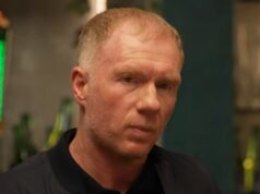 Paul Scholes odmieta ustúpiť pred Arsenalom po tom, čo sa mu zosmiešnil Ian Wright Paul Scholes o presahu