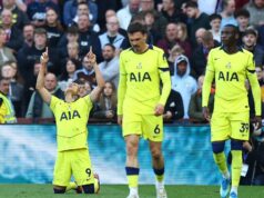 Permutácie zostupu z Premier League a to, čo Tottenham potrebuje po víťazstve Aston Villy Richarlison oslavuje gól za Tottenham Hotspur
