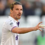 Pierre Sage potvrdzuje prírastok Yannicka Cahuzaca do trénerského tímu Lens pre budúcu sezónu