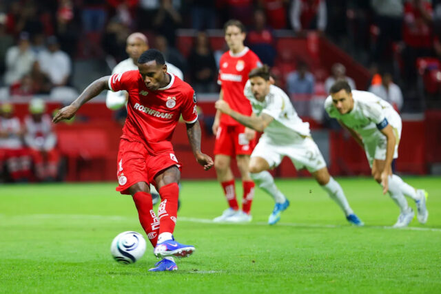 Plavba Tolucou okolo LAFC, aby ste sa dostali do finále Pohára majstrov CONCACAF 📝
