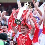 Arsenal zdvihol titul v Premier League v Selhurst Parku