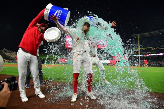 Po zmarení ponuky bez zásahu sa Angels opäť zamerajú na MLB: Atletika v Los Angeles Angels