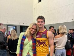 Pobúrenie, keď sa tím AFL zameriava na konkurenčnú futbalovú hviezdu cez jeho GIRLFRIEND v tajnom zozname hitov, ktorý unikol na verejnosť Jaxon Prior bol terčom tajného zoznamu hitov Brisbane Lions, ktorý uvádzal jeho partnera Bronte Thompsona (na obrázku spolu) ako jeho jedinú silu.