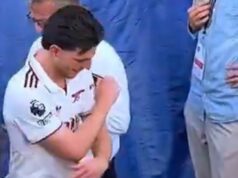 Pozoruhodná reakcia Declana Ricea na zostup Tottenhamu z West Hamu zachytila kamera Declan Rice vyzeral zničene, keď zistil, že West Ham bol zoradený