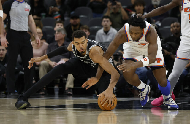 Victor Wembanyama Spurs vs Knicks 2026 finále NBA