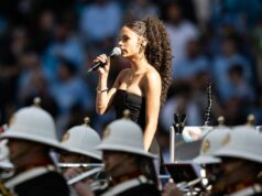 Prečo sa Abide With Me spieva na finále FA Cupu a aký je text? Prečo sa Abide With Me spieva na finále FA Cupu a aký je text?