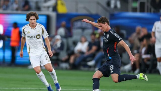 Prehra 2:0, LAFC skóroval dvakrát neskoro v remíze vs. San Diego
