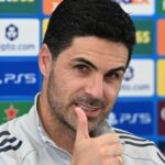 Manažér Arsenalu Mikel Arteta sa zúčastňuje tlačovej konferencie v Sobha Realty Training Center 21. mája 2026 v London Colney v Anglicku.