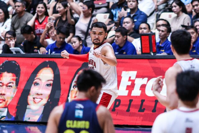 RJ Abarrientos, Ginebra na finále PBA dohliada na cenu Semifinále hry RJ Abarrientos Ginebra vs Rain or Shine 6 PBA
