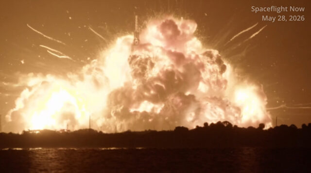 Raketa Blue Origin exploduje na štartovacej rampe počas testu | priestor
