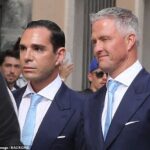 Ralf Schumacher (vpravo) sa v sobotu oženil s Etienne Bousquet-Cassagne v St Tropez.