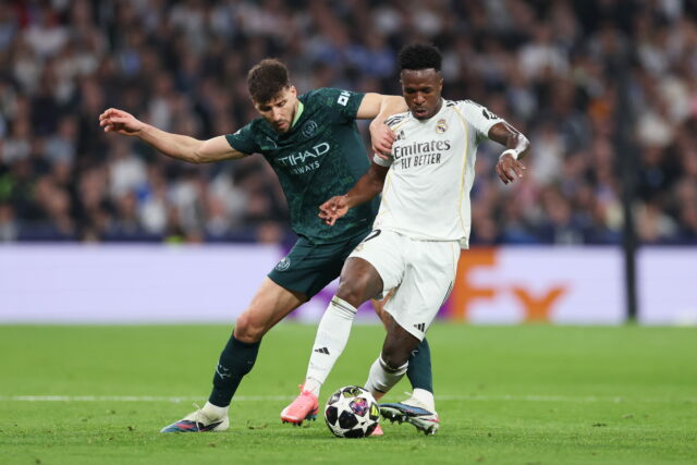 Real Madrid hľadá druhého obrancu Man City
