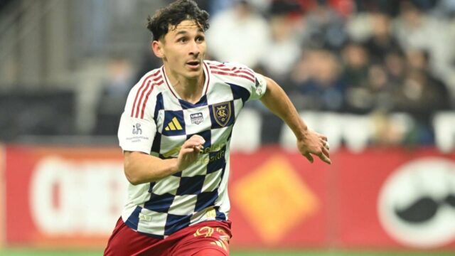 Real Salt Lake M Noel Caliskan podpisuje rozšírenie
