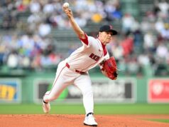 Red Sox sa túži preskupiť okolo Sonnyho Graya na návšteve Royals MLB: Philadelphia Phillies v Bostone Red Sox