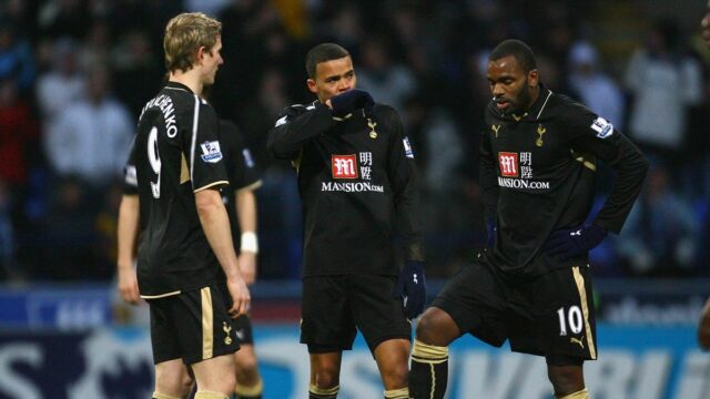 Jermain Defoe bude nahradený Tottenhamom, zatiaľ čo Harry Redknapp to sleduje
