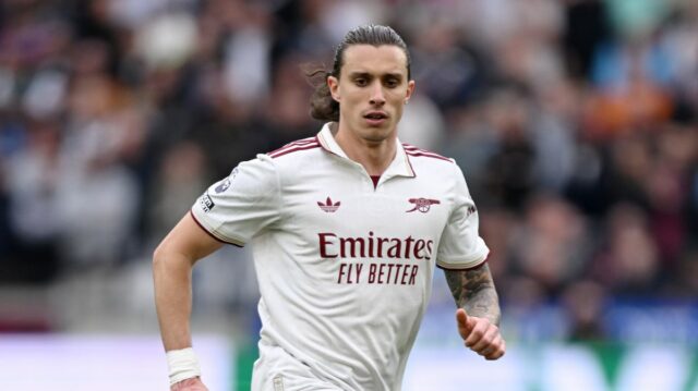 Riccardo Calafiori počas víťazstva Arsenalu vo West Hame