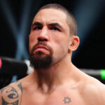Robert Whittaker publikuje debut LHW pre UFC 329 tento júl
