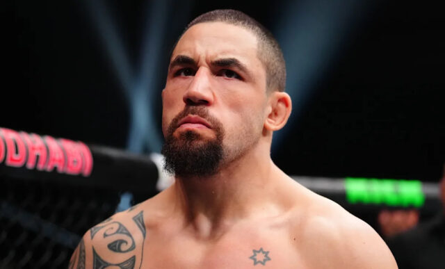 Robert Whittaker publikuje debut LHW pre UFC 329 tento júl
