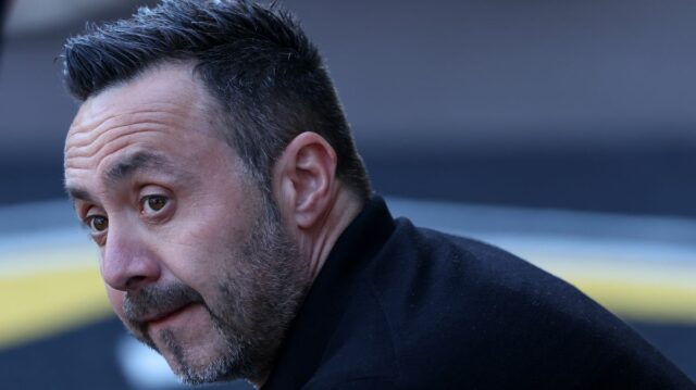 Roberto De Zerbi sa musel zaviazať od svojho nástupu do Tottenhamu Hotspur ako ich hlavný tréner