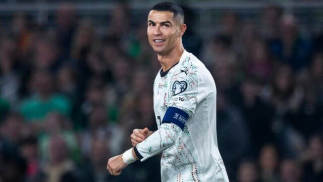 Roberto Martinez odhaľuje, či Cristiano Ronaldo hrá o peniaze pred majstrovstvami sveta 2026

