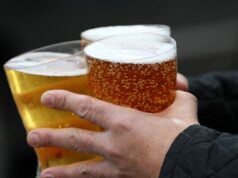 Rodičia varovali, že im môže hroziť väzenie za to, že kúpili pivo dospelým deťom na majstrovstvách sveta 2026 Uistite sa, že poznáte zákony týkajúce sa pitia alkoholu v každom štáte