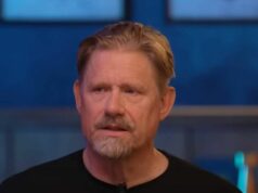 Rozzúrený Peter Schmeichel prednáša Arsenalu obvinenia z pokrytectva, keď zúri na VAR Rozhodca Chris Kavanagh hodnotí VAR predtým, ako neuzná neskorý gól od Calluma Wilsona z West Ham United