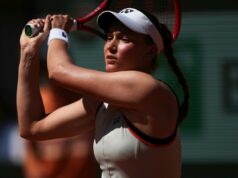 Rybakina vypadla z French Open Starodubtsevovou Šampiónka Australian Open Elena Rybakina utrpela v stredu šok predčasným odchodom z druhého kola French Open od nenasadenej Ukrajinky Julije Starodubtsevovej.