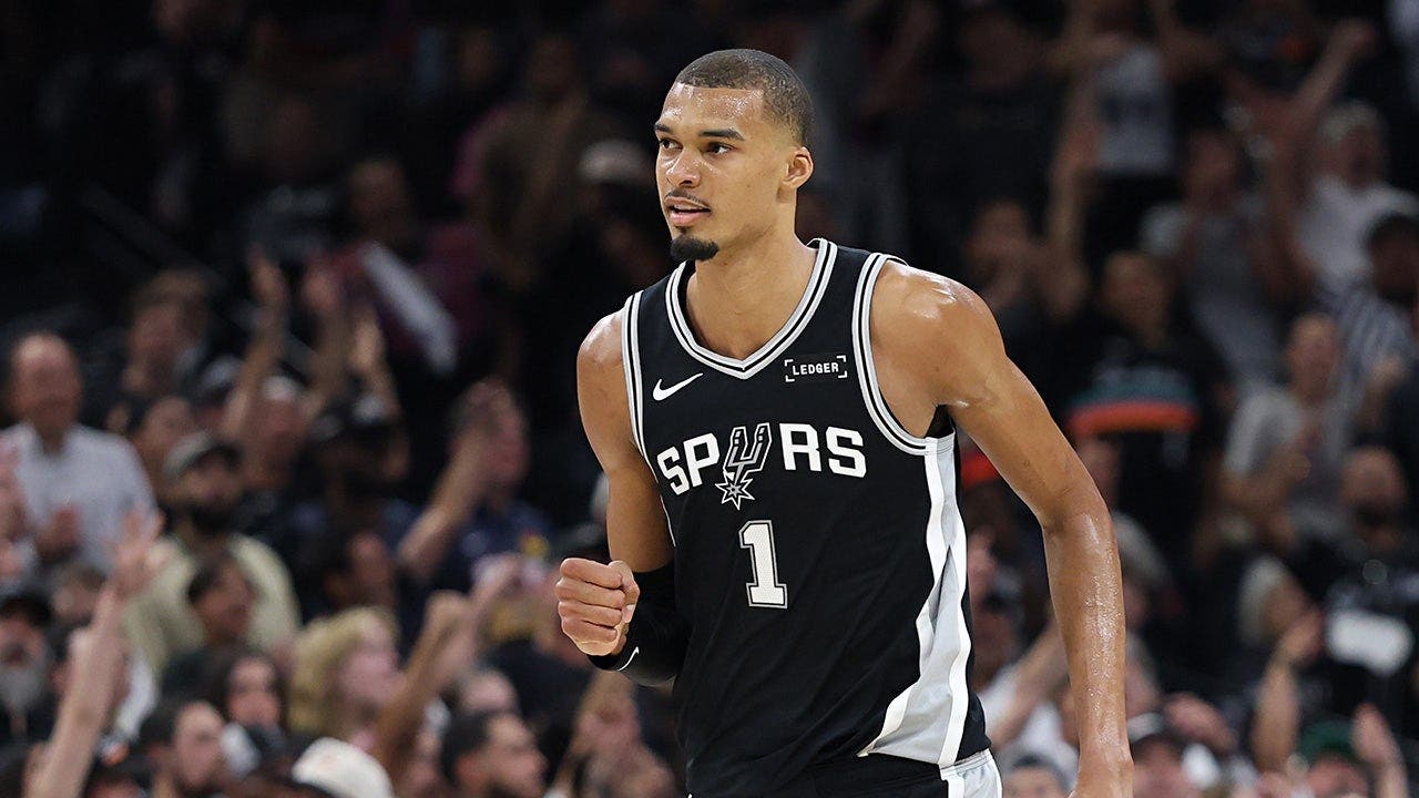 San Antonio Spurs porazili Thunder 118:91 a vynútili si rozhodujúci zápas 7