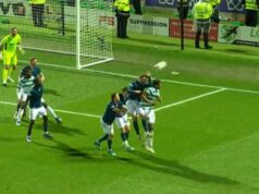 Šéf Hearts kritizuje „HNORNÉ“ rozhodnutie o keltských penaltách – „Sme proti všetkým“ Celtic dostal v poslednej minúte penaltu za hru rukou
