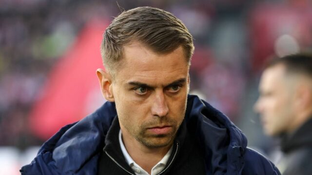 SOUTHAMPTON, ANGLICKO – 12. MÁJ: Hlavný tréner Tonda Eckert zo Southamptonu počas semifinále druhého kola play-off šampionátu Sky Bet medzi Southamptonom a Middlesbrough na St Mary's Stadium 12. mája 2026 v anglickom Southamptone. (Foto: Robin Jones/Getty Images)