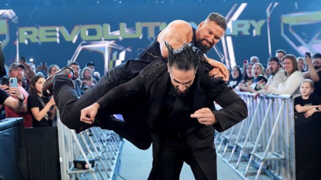 Seth Rollins sa pred zápasom Bron Breakker Backlash vysporiada s nevôľou v šatni
