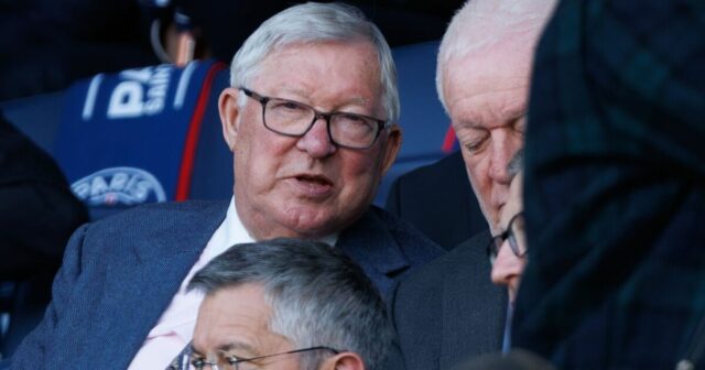 Sir Alex Ferguson divoký Arsenal po prehre PSG ako súkromný Sir Alex Ferguson divoký Arsenal po prehre PSG ako súkromný text hrdinu Man Utd | Futbal | Šport