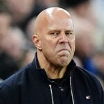 Tréner Liverpoolu Arne Slot verí, že po neúspešnej kampani môže na Anfielde zvrátiť situáciu.