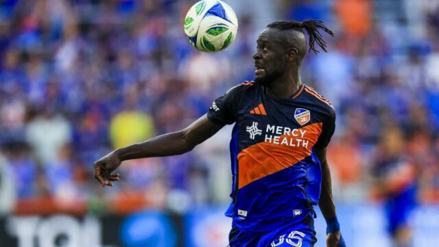 Skvelý hráč MLS Kei Kamara končí vo futbale vo veku 41 rokov
