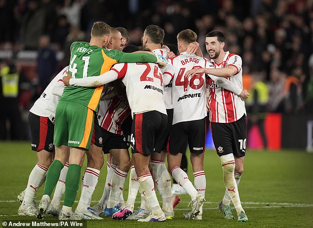 Southampton stiahol zo svojej webovej stránky informácie o lístkoch na Southampton stiahol informácie o vstupenkách na finále play-off Championship zo svojej webovej stránky