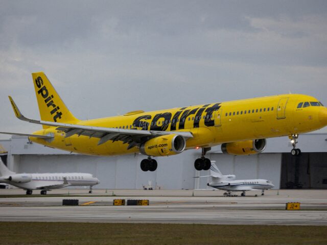 Spirit Airlines začína „ukončovanie“, ruší všetky lety kvôli palivovej kríze | Správy z letectva
