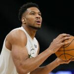 NBA: Phoenix Suns v Milwaukee Bucks