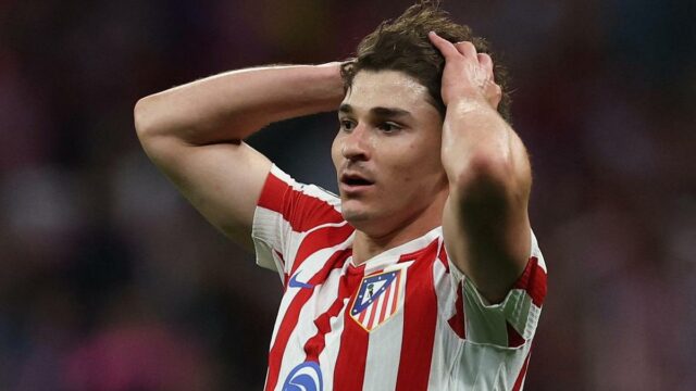 Správa o prestupe Juliana Alvareza: Atlético Madrid obviňuje Barcelonu zo šírenia falošných správ a osočovacej kampane
