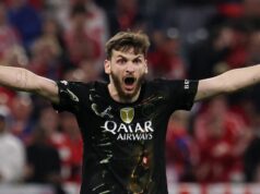 Správy Arsenalu: Martin Keown odsúdil „urážlivé“ tvrdenie, keď Khvicha Kvaratskhelia posiela správu Gruzínsky útočník Paris Saint-Germain #07 Khvicha Kvaratskhelia oslavuje na konci semifinálového futbalového zápasu UEFA Champions League v druhom zápase medzi FC Bayern Mníchov a Paris Saint-Germain (PSG) v Mníchove na juhu Nemecka 6. mája 2026.