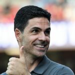 Mikel Arteta a odznak Arsenalu