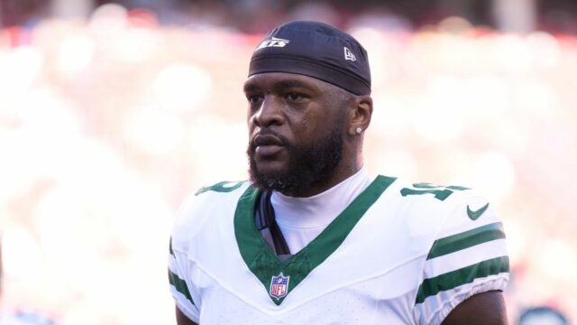 Správy: Jets vymenili WR Irvina Charlesa do Seahawks 9. septembra 2024; Santa Clara, Kalifornia, USA; Široký prijímač New York Jets Irvin Charles (19) pred zápasom proti San Francisco 49ers na Levi's Stadium. Povinný kredit: Darren Yamashita-Imagn Images
