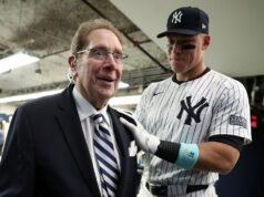 Správy MLB: Aaron Judge chce, aby sa po každom víťazstve Yankees hral call Johna Sterlinga Správy MLB: Aaron Judge chce, aby sa po každom víťazstve Yankees hral call Johna Sterlinga