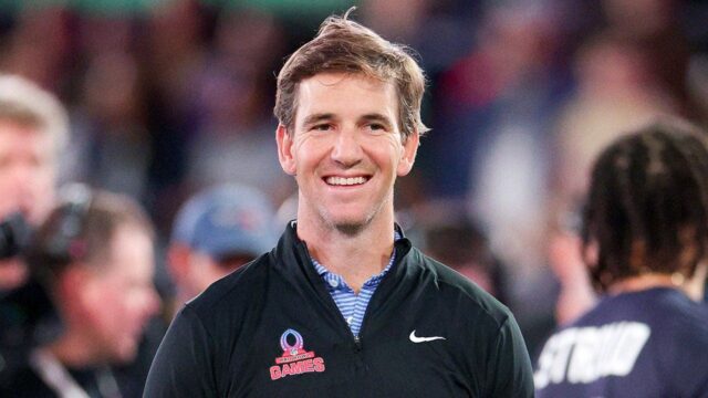 Správy NFL: Eli Manning žartuje o návrate po virálnom videu Odella Beckhama Jr
