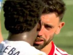 Správy z Man Utd: ‚Agent‘ Bruno Fernandes si všimol, ako sa rozpráva s cieľom prestupu ako hviezda oslovuje budúcnosť Správy z Man Utd: 'Agent' Bruno Fernandes si všimol, ako sa rozpráva s cieľom prestupu ako hviezda oslovuje budúcnosť